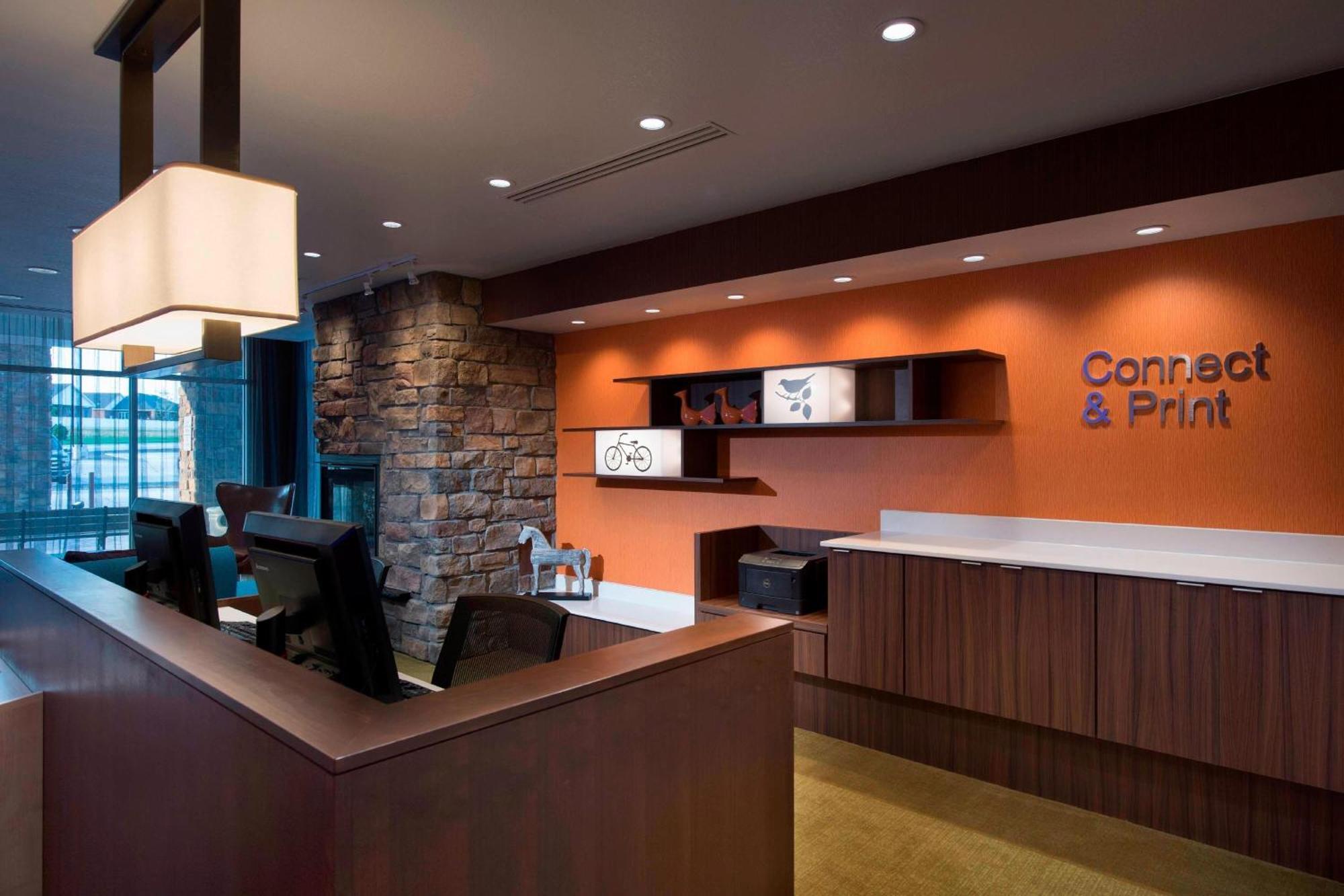 Fairfield Inn & Suites By Marriott סקוטסבלאף מראה חיצוני תמונה