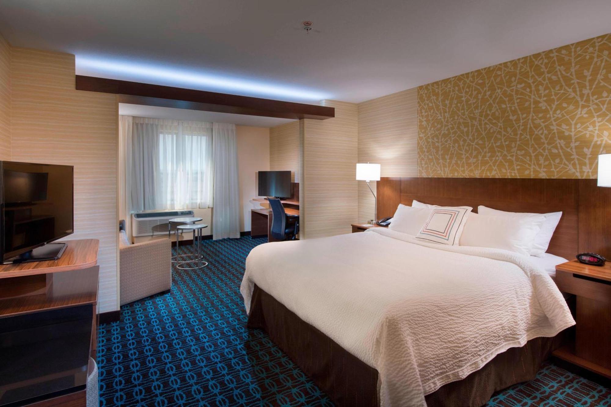 Fairfield Inn & Suites By Marriott סקוטסבלאף מראה חיצוני תמונה